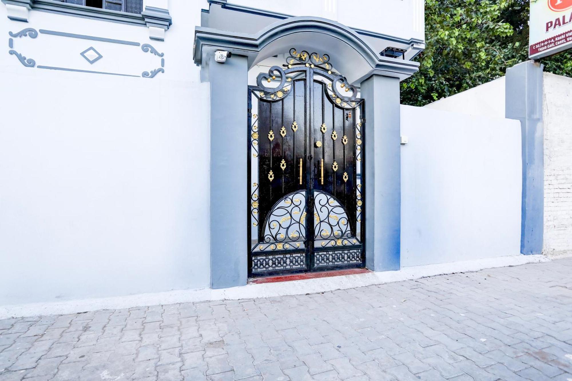 Hotel O R B Palace Varanasi Exterior photo